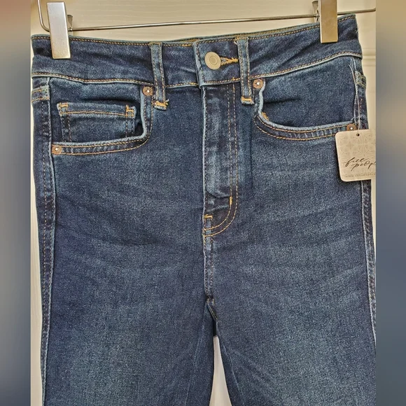 Free People High Rise Frayed Raw Hem Dark Wash Skinny Jeans Deep Indigo - Picture 4 of 6